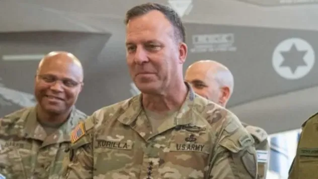 ABD'li komutan Suriye'de YPG'yi ziyaret etti