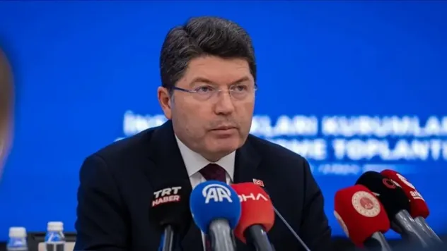 Bakan Tunç'tan Atlas'ın ailesine başsağlığı telefonu