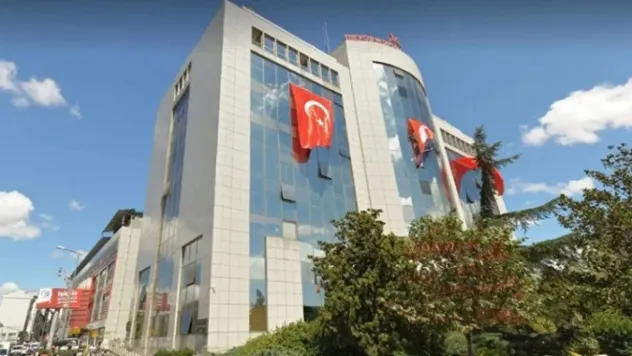 Bayrampaşa Belediyesi'nde CHP'li meclis üyesi Murat Salman istifa etti