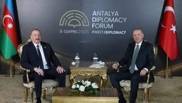 Cumhurbaşkanı Erdoğan'dan Antalya'da diplomasi trafiği
