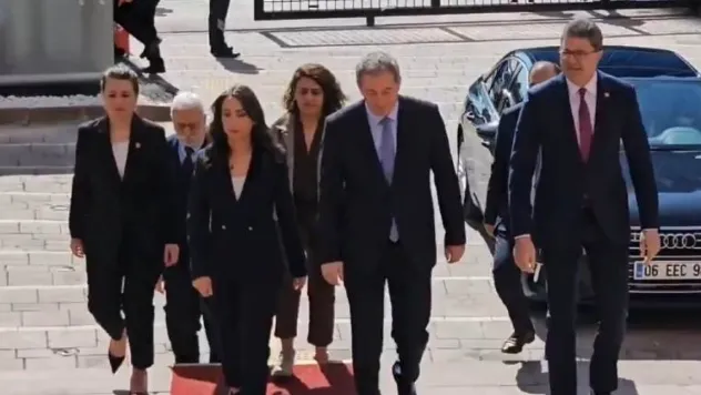 DEM Parti heyeti CHP genel merkezinde