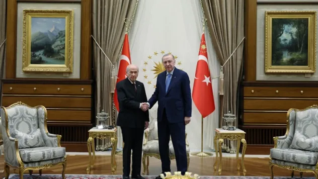 Erdoğan, Bahçeli ile görüştü