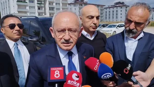 Kılıçdaroğlu Demirtaş ve Mızraklı'yı ziyaret etti