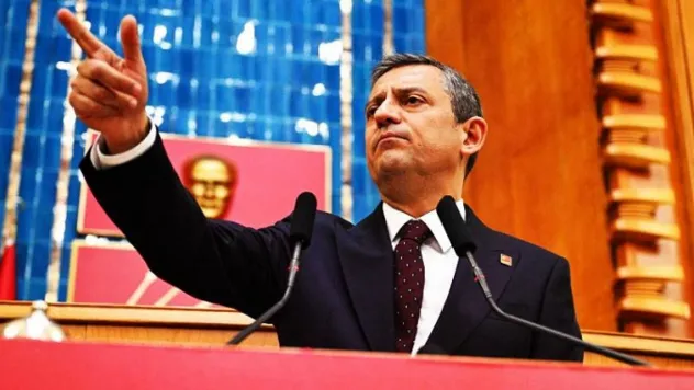 Özel, Erdoğan ve Bahçeli'ye yüklendi