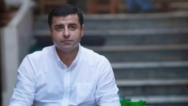 Selahattin Demirtaş aktif politikayı bıraktığını açıkladı