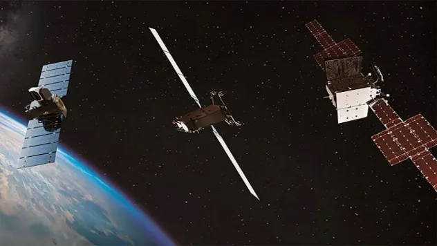 Uzayda 'it dalaşı'