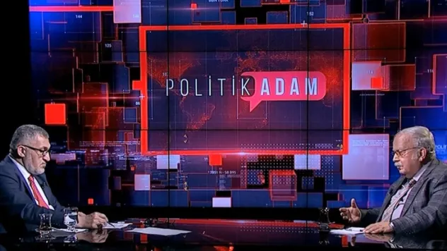 Prof. Dr. Anıl Çeçen 12 Eylül Gibi Maceraya Sürükleniyoruz