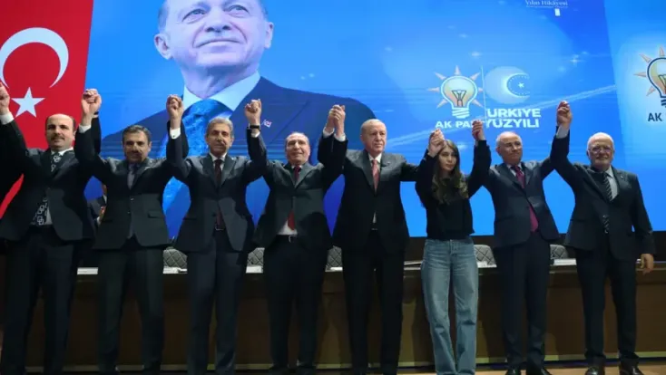 4 belediye başkanı AK Parti'ye katıldı