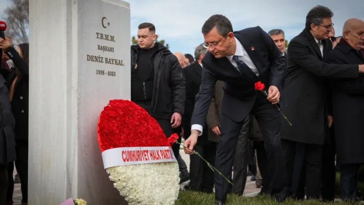 Özgür Özel'den Akın Gürlek için ilk yorum