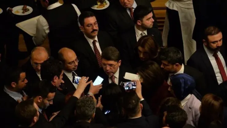 Adalet Bakanı: DEM Parti terör örgütlerine mesafeli olmalı