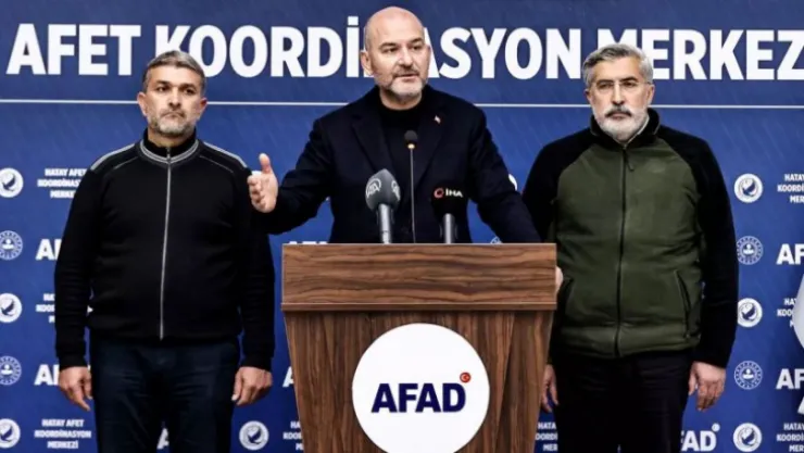Ağır hasarlı binalara giriş yasaklandı