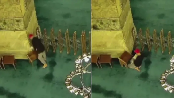 Ayasofya Camii'nde kundaklama girişimi