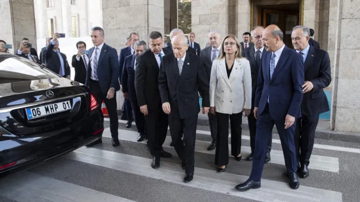 Bahçeli Bombaladı
