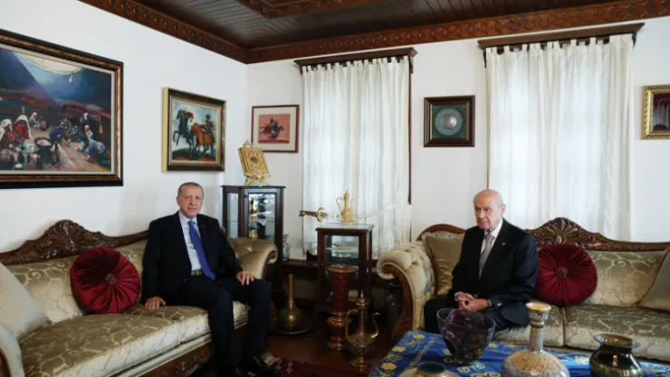 Erdoğan, Bahçeli'yi ziyaret etti