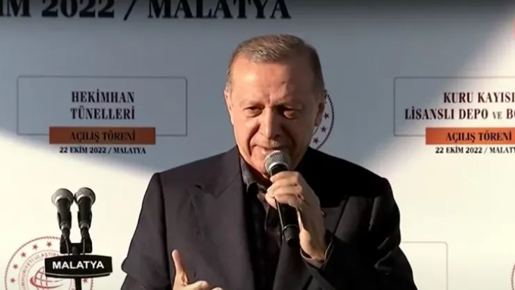 Erdoğan'dan başörtüsü resti: Referanduma gidelim