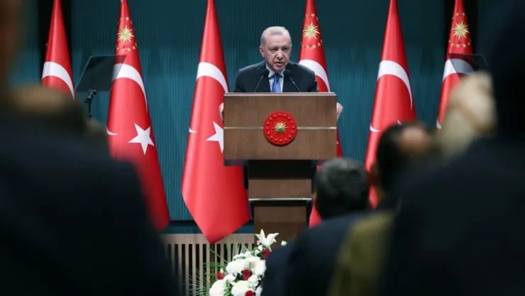 Erdoğan'dan Özgür Özel'e 1 milyonluk tazminat davası