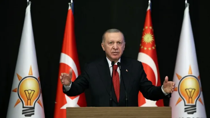 Erdoğan: Darbe anayasası utancından bu milleti mutlaka kurtaracağız