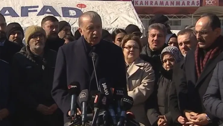 Erdoğan deprem bölgesinde: Makamın sorumluluğu olmasa böyle konuşmam!