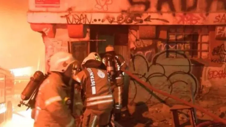 Ermeni Kilisesi lojmanında yangın: 2 kişi hayatını kaybetti!