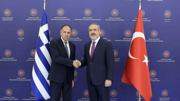 Hakan Fidan, Yunan mevkidaşı Yerapetritis ile görüştü