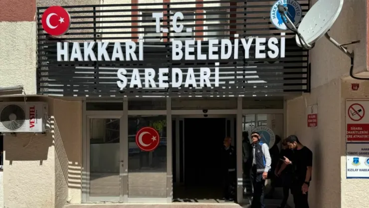 Hakkari Belediyesi'ne kayyum atandı