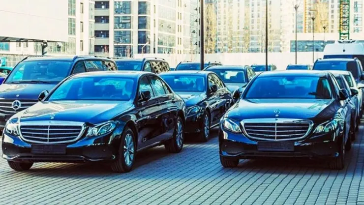 'Kamuda tasarruf'  lafta kaldı: Araç sayısı 130 bine ulaştı