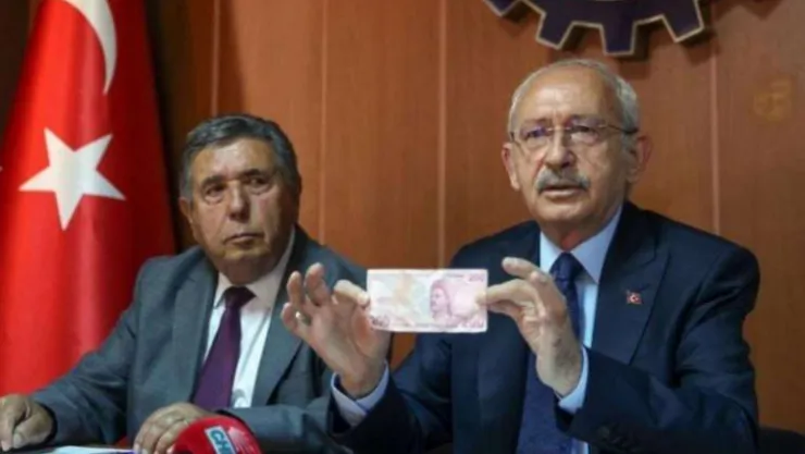 Kılıçdaroğlu cebinden çıkardığı 200 TL ile örnek verdi