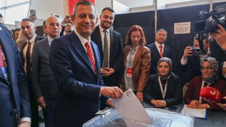 Özgür Özel, yeniden CHP Genel Başkanı