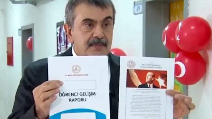 Bakan Tekin'den 'Atatürksüz karne' iddialarına yanıt