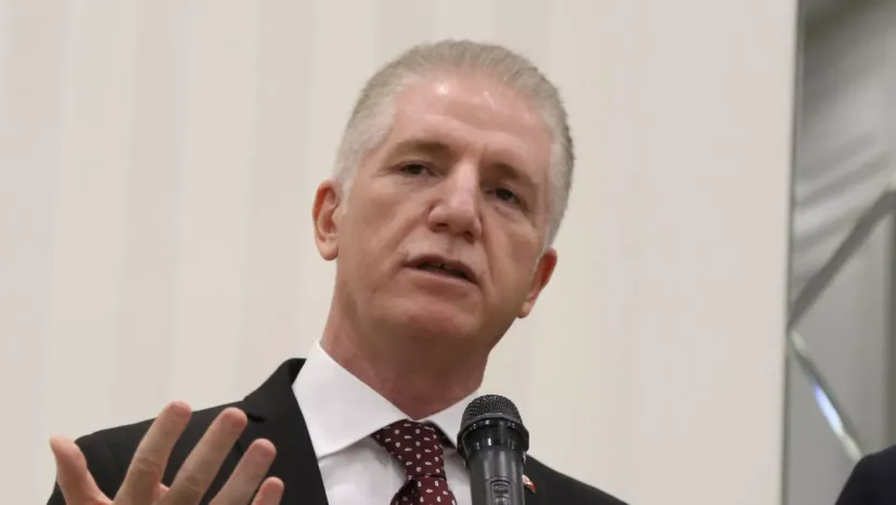 Vali Gül: İstanbul'da belgesiz oteller kapatılacak