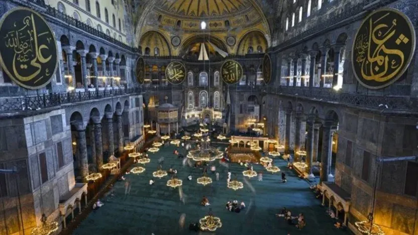 Ayasofya'da yeni uygulama: Yapay zekayla korunuyor
