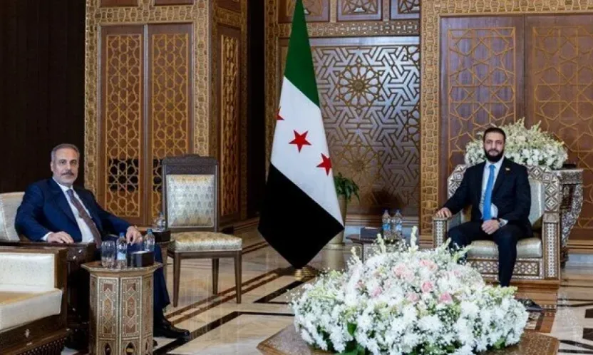 Bakan Fidan Suriye'de Şara ile görüştü