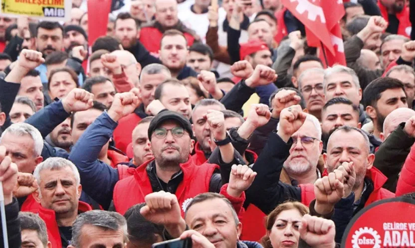 Birleşik Metal-İş, 43 fabrikada grev kararı aldı